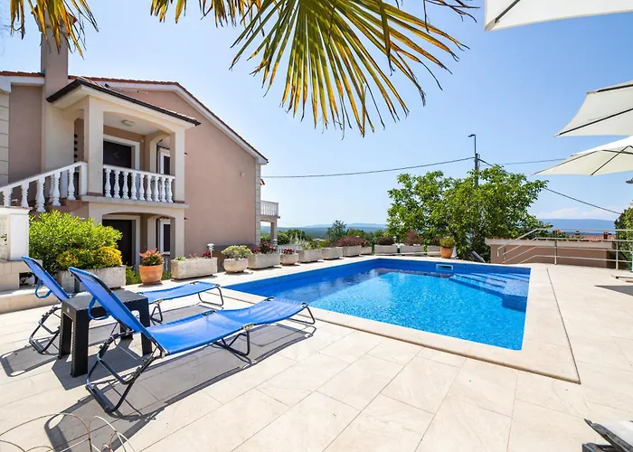 Krebelj By El-pi Tours Apartamento *