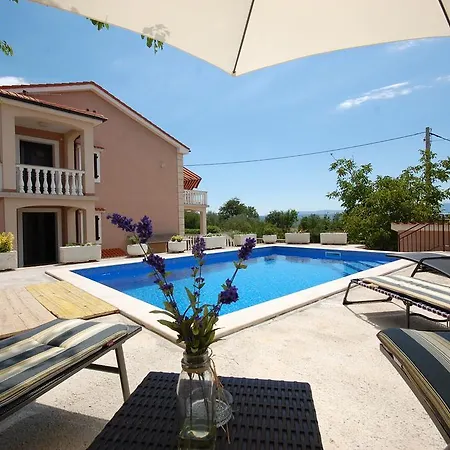 Appartement Krebelj By El-pi Tours